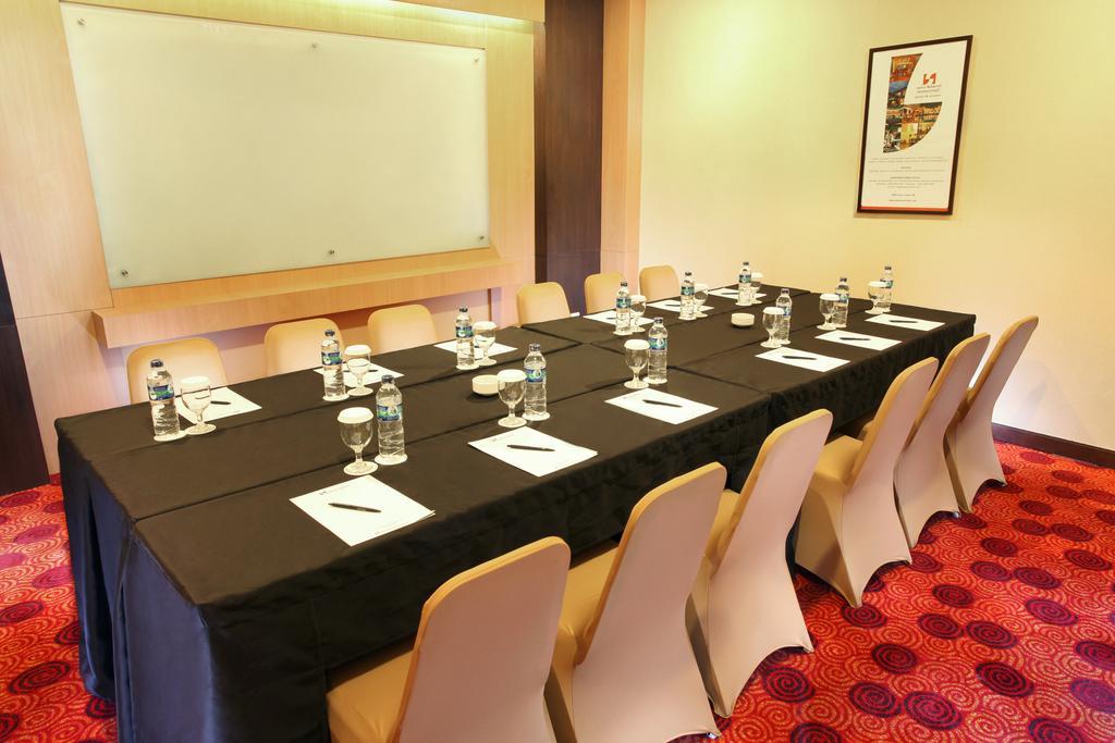Swiss-Belinn Balikpapan Екстер'єр фото